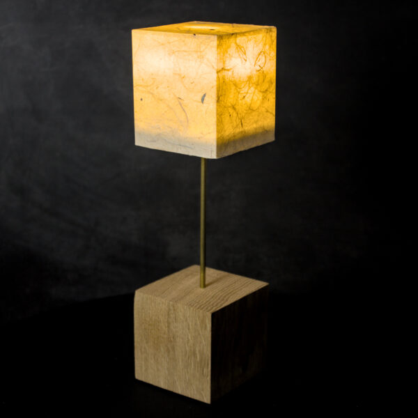 Lampe de table en papier washi